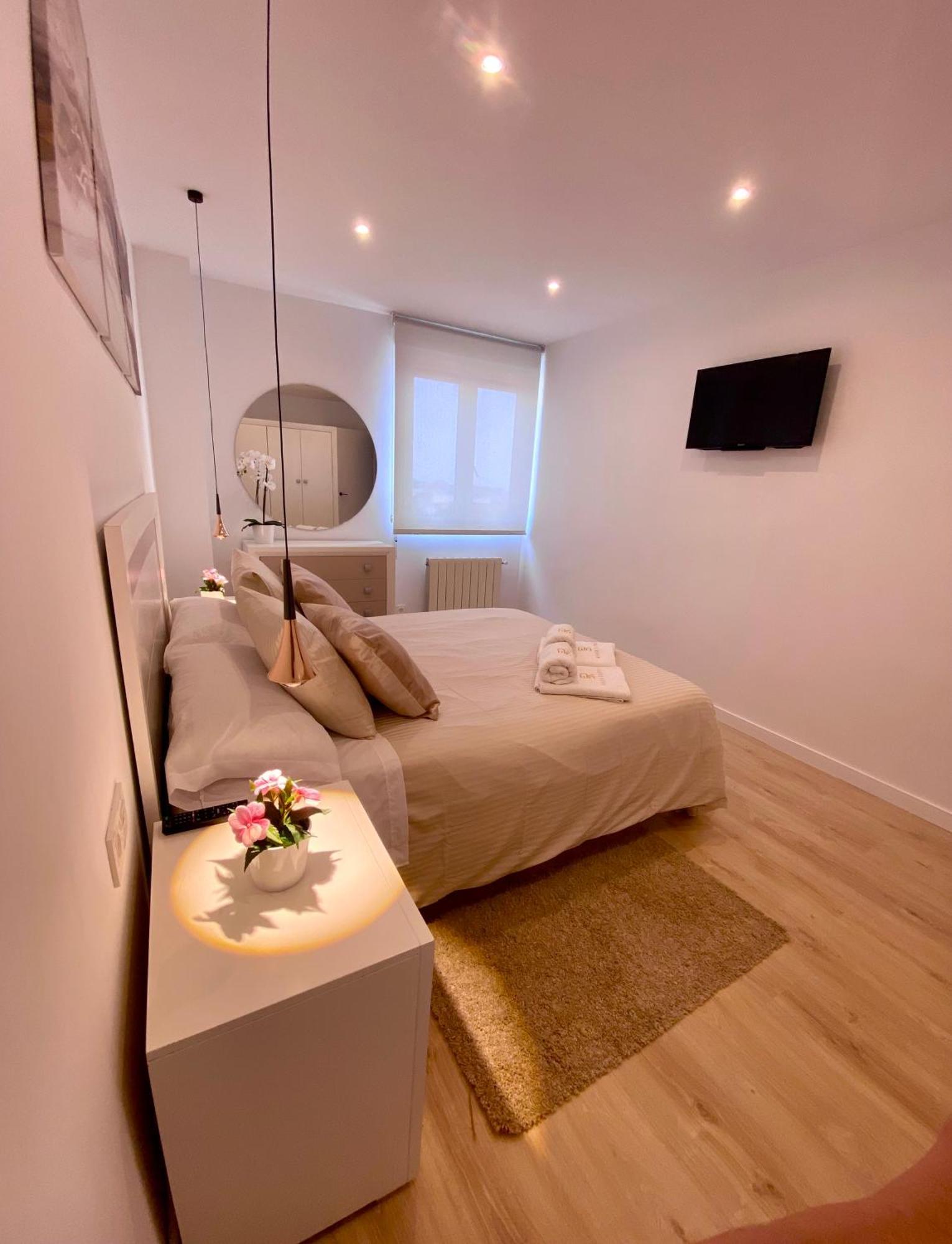 Apartamento De Lujo River Suites Santander Exterior foto